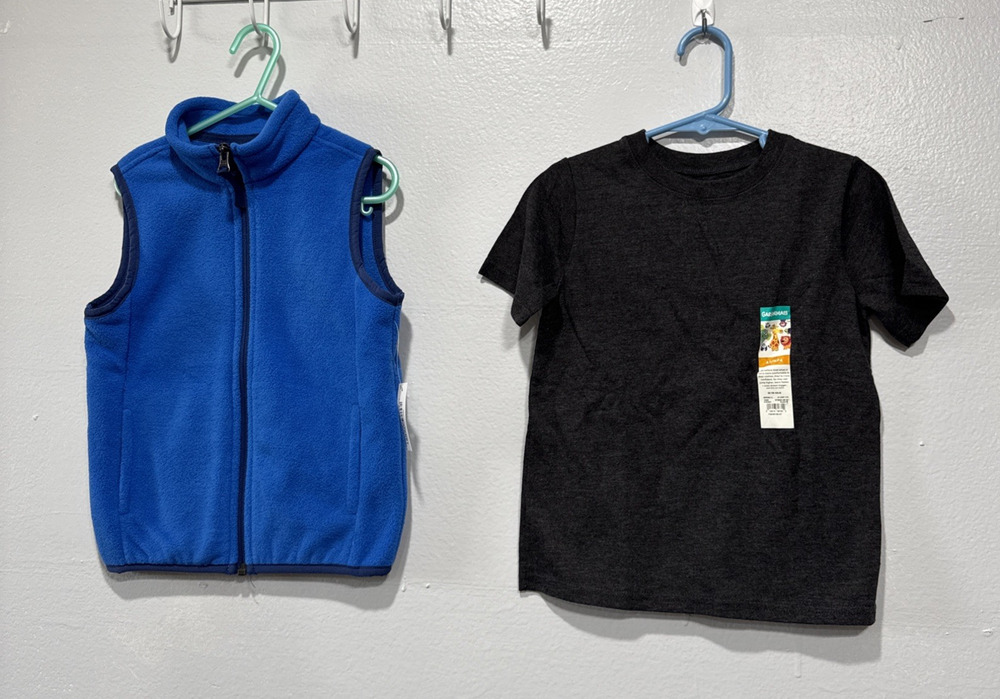 Lot of 2 Amazon Essential Full Zip Fleece Vest & Garanimals Tee Boys Size 4T